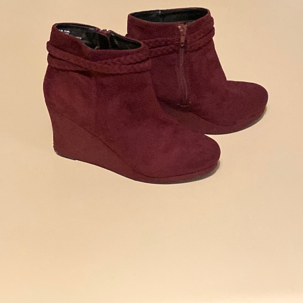 Size 8 wedge ankle boot dark suede priced to sell